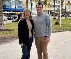 Clinical Research Staff Present at Investigator Meeting